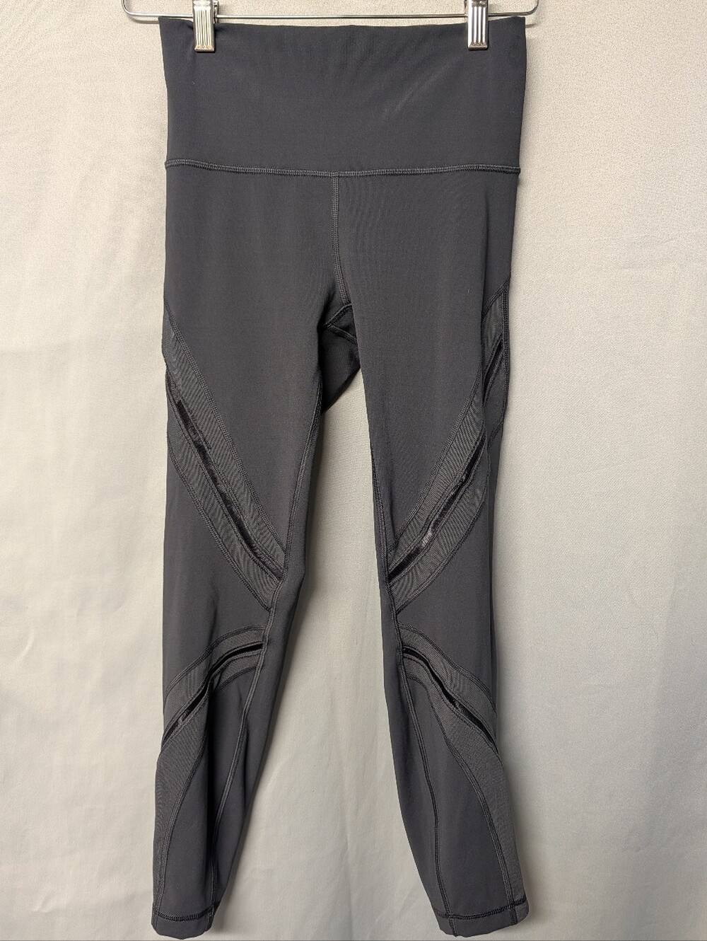 Lululemon Black Mesh Stripe Leggings Size 6